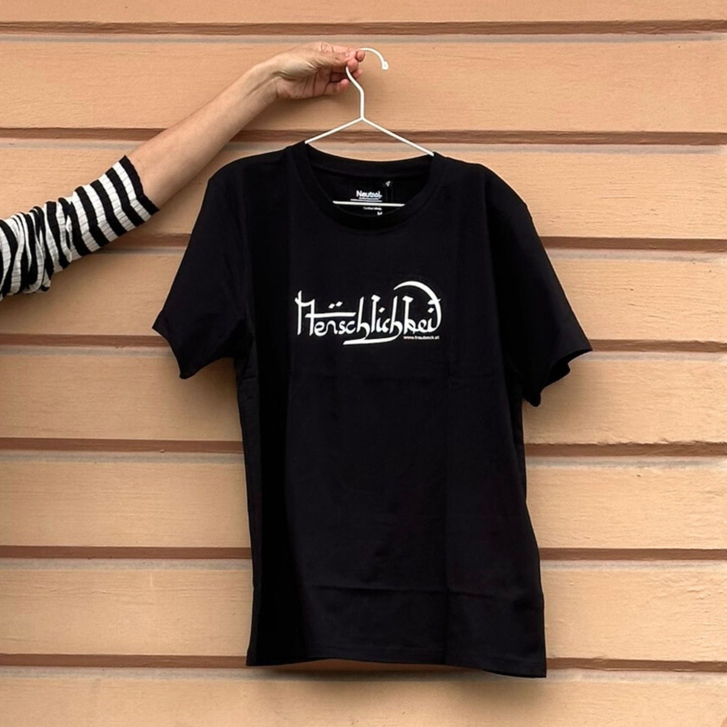 Unisex-Shirt "Menschlichkeit"