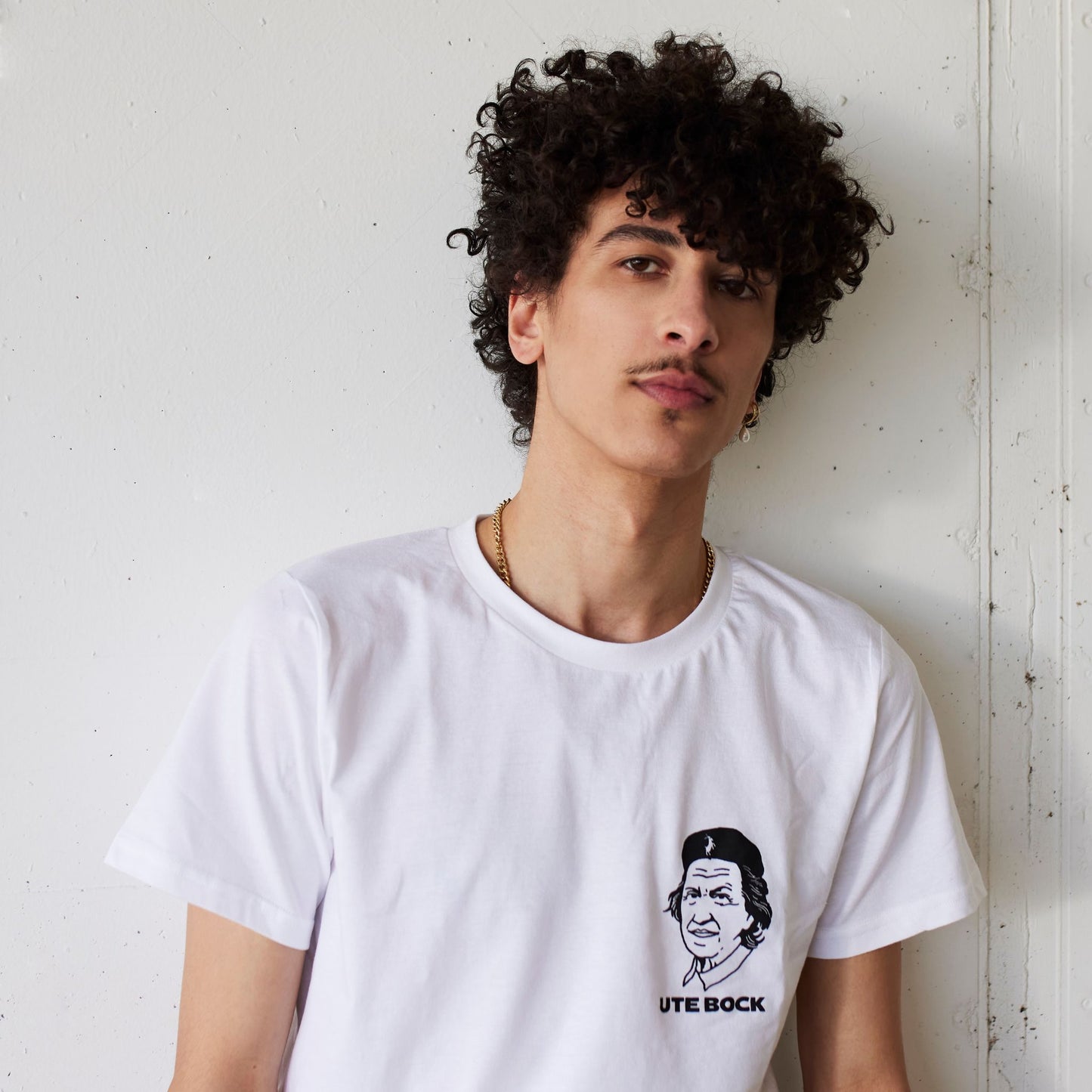 Unisex-Shirt "Ute Guevara" - Limited Edition; Brustprint