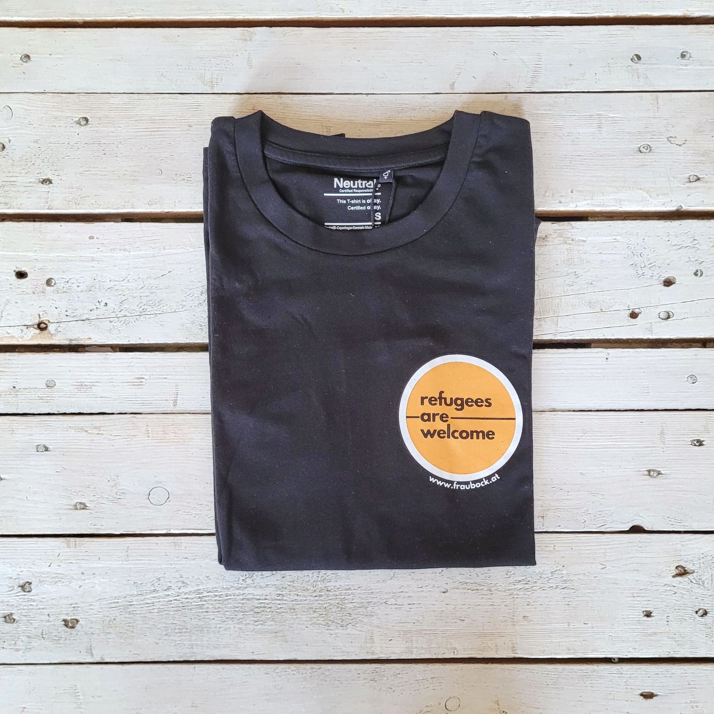 Unisex-Shirt "refugees are welcome"