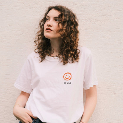 Unisex-Shirt "be kind to refugees"